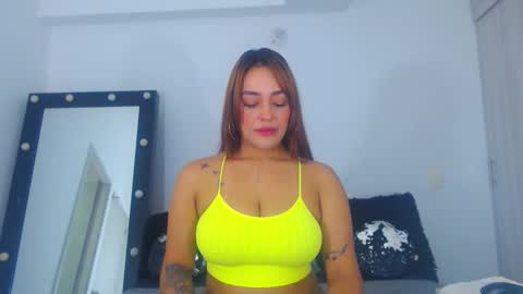 renatabrownn28 online show from 10/10/25, 03:05