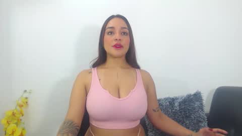 Snapshot of renatabrownn28 chatting on 04/09/26, 04:12 renatabrownn28 online show from 04/09/26, 04:12