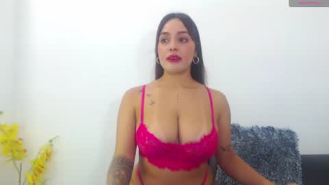Snapshot of renatabrownn28 chatting on 07/03/26, 03:35 renatabrownn28 online show from 07/03/26, 03:35