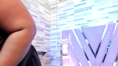 Snapshot of renatafoxter chatting on 01/16/26, 11:47 nataly online show from 01/16/26, 11:47