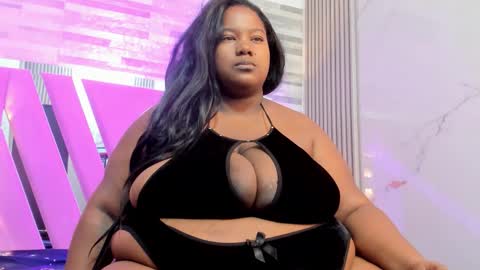 Snapshot of renatafoxter chatting on 02/05/26, 11:37 nataly online show from 02/05/26, 11:37