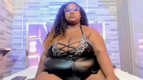 Snapshot of renatafoxter chatting on 02/11/26, 11:37 nataly online show from 02/11/26, 11:37