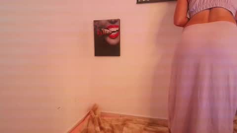 renataj online show from 09/26/25, 05:50