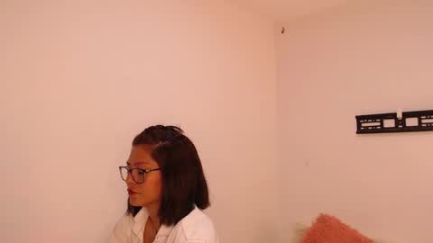 renataj online show from 10/17/25, 02:08