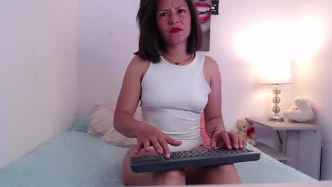 renataj online show from 10/24/25, 11:34