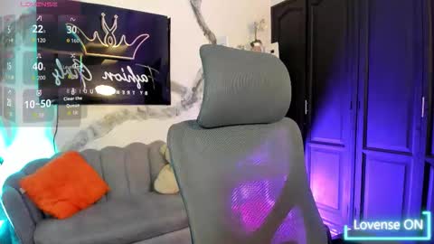 Snapshot of renatamason chatting on 02/10/26, 01:04 Renata online show from 02/10/26, 01:04