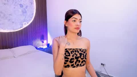 Snapshot of renatamason chatting on 04/26/26, 05:27 Renata online show from 04/26/26, 05:27