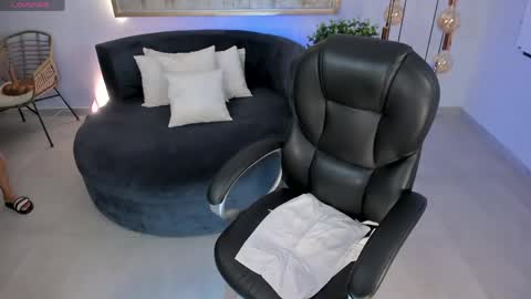 Renata Reyes online show from 05/15/26, 12:17