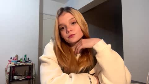 Snapshot of rendabecnel chatting on 02/06/26, 12:59 Tiffany online show from 02/06/26, 12:59