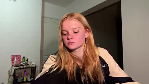 Snapshot of rendabecnel chatting on 04/08/26, 01:16 Tiffany online show from 04/08/26, 01:16