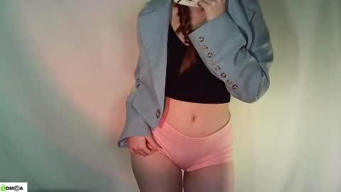 Renesme White Im here from Monday to Friday online show from 05/14/26, 02:07