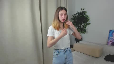 Christina online show from 05/16/26, 06:28