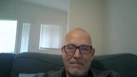 Snapshot of renewaz chatting on 02/13/26, 06:15 Renewaz online show from 02/13/26, 06:15