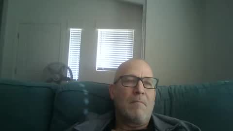 Snapshot of renewaz chatting on 02/19/26, 04:58 Renewaz online show from 02/19/26, 04:58