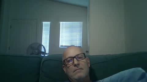 Snapshot of renewaz chatting on 02/25/26, 07:34 Renewaz online show from 02/25/26, 07:34