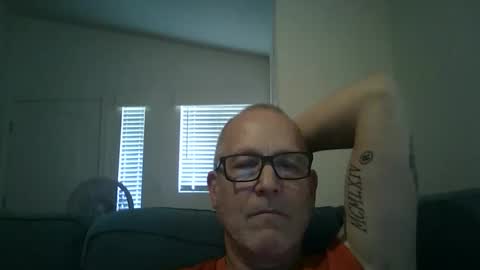 Snapshot of renewaz chatting on 02/27/26, 07:03 Renewaz online show from 02/27/26, 07:03