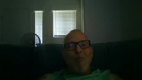 Snapshot of renewaz chatting on 02/28/26, 07:15 Renewaz online show from 02/28/26, 07:15