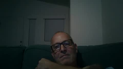 Snapshot of renewaz chatting on 03/05/26, 02:40 Renewaz online show from 03/05/26, 02:40