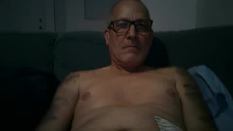 Snapshot of renewaz chatting on 03/06/26, 02:08 Renewaz online show from 03/06/26, 02:08