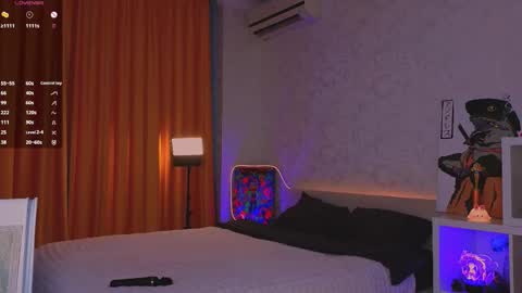 Snapshot of renochka chatting on 01/19/26, 05:55 renochka online show from 01/19/26, 05:55