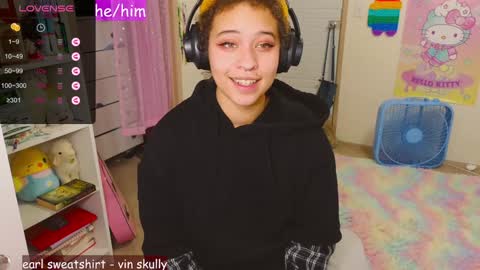 Snapshot of renpuppy chatting on 01/21/25, 05:38 REN online show from 01/21/25, 05:38