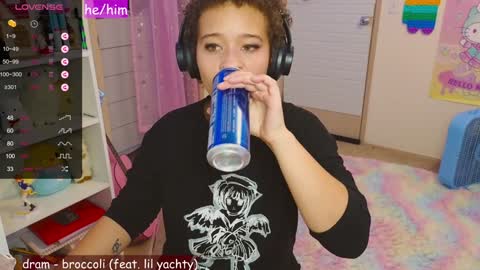 Snapshot of renpuppy chatting on 01/30/25, 05:52 REN online show from 01/30/25, 05:52