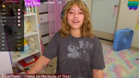 Snapshot of renpuppy chatting on 02/11/25, 05:58 REN online show from 02/11/25, 05:58