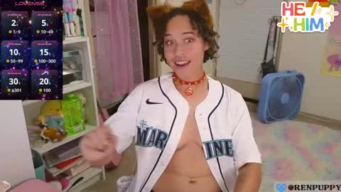 Snapshot of renpuppy chatting on 10/21/25, 04:35 REN online show from 10/21/25, 04:35