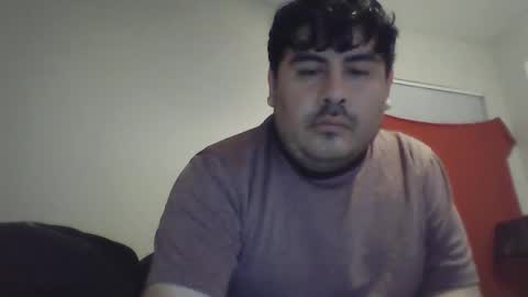 Snapshot of renz187 chatting on 11/26/25, 03:40 Renz online show from 11/26/25, 03:40