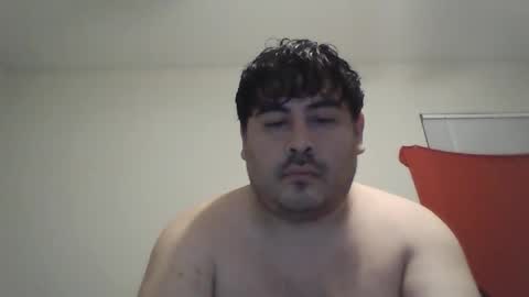 Snapshot of renz187 chatting on 12/04/25, 01:48 Renz online show from 12/04/25, 01:48