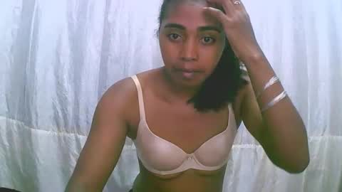 Snapshot of rephaleta chatting on 04/15/26, 06:42 Rephaleta online show from 04/15/26, 06:42