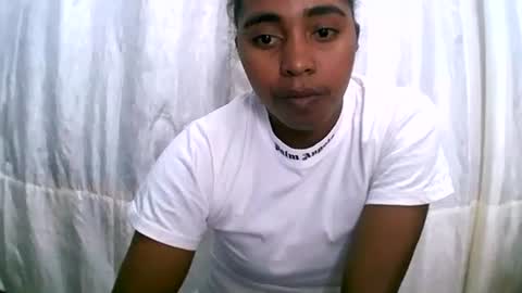 Snapshot of rephaleta chatting on 05/19/26, 10:43 Rephaleta online show from 05/19/26, 10:43