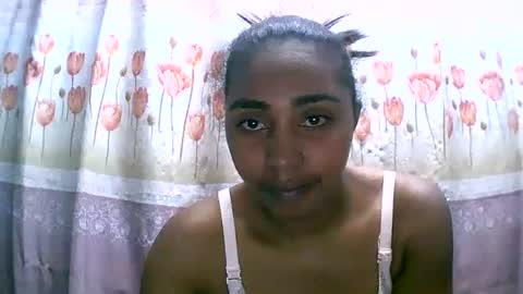 Snapshot of rephaleta chatting on 06/08/26, 11:32 Rephaleta online show from 06/08/26, 11:32