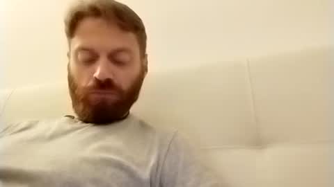 Raul online show from 01/01/25, 01:37