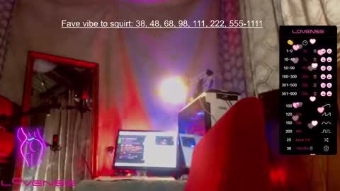 Snapshot of respectme0923 chatting on 02/16/25, 02:32 HAZEL online show from 02/16/25, 02:32