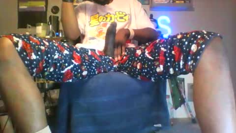 Snapshot of ressespieces25 chatting on 11/08/25, 05:01 Onny online show from 11/08/25, 05:01