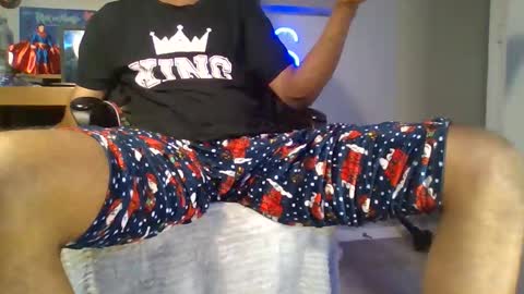 Snapshot of ressespieces25 chatting on 03/31/26, 11:43 Onny online show from 03/31/26, 11:43