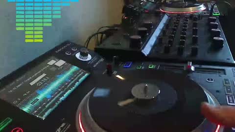Snapshot of reticuli chatting on 04/07/26, 10:53 GearPorn online show from 04/07/26, 10:53