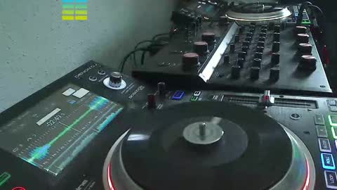 Snapshot of reticuli chatting on 04/12/26, 06:57 GearPorn online show from 04/12/26, 06:57