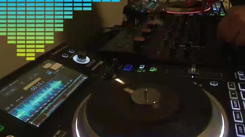 Snapshot of reticuli chatting on 04/17/26, 12:24 GearPorn online show from 04/17/26, 12:24