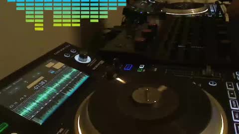 Snapshot of reticuli chatting on 04/18/26, 07:45 GearPorn online show from 04/18/26, 07:45