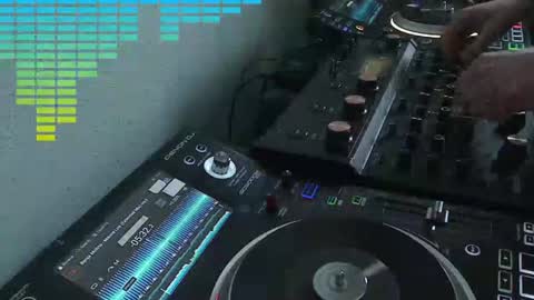 GearPorn online show from 06/12/26, 06:40