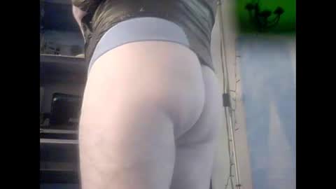 Snapshot of rettangol chatting on 09/10/25, 01:11 rettangol online show from 09/10/25, 01:11