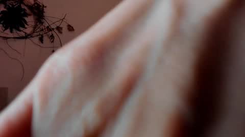 Snapshot of revealyourdarkdesires chatting on 03/17/26, 06:17 revealyourdarkdesires online show from 03/17/26, 06:17