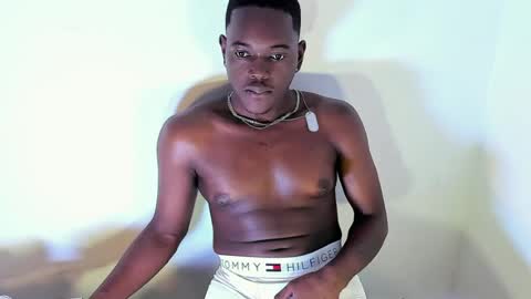 Snapshot of rey_bbc chatting on 06/26/26, 10:19 rey_bbc online show from 06/26/26, 10:19