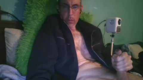 Snapshot of reyes_albert2006 chatting on 12/09/24, 08:44 reyes_albert2006 online show from 12/09/24, 08:44