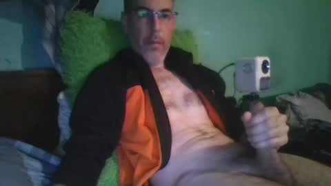 Snapshot of reyes_albert2006 chatting on 11/14/25, 07:23 reyes_albert2006 online show from 11/14/25, 07:23