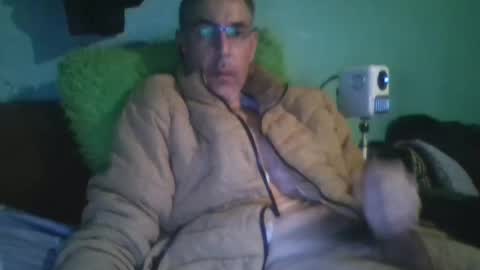 Snapshot of reyes_albert2006 chatting on 01/12/26, 10:20 reyes_albert2006 online show from 01/12/26, 10:20