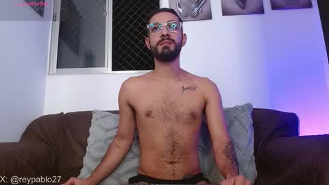 REY PABLO Independent online show from 12/15/25, 01:43