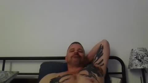 Snapshot of rfftl chatting on 04/30/26, 11:42 rfftl online show from 04/30/26, 11:42